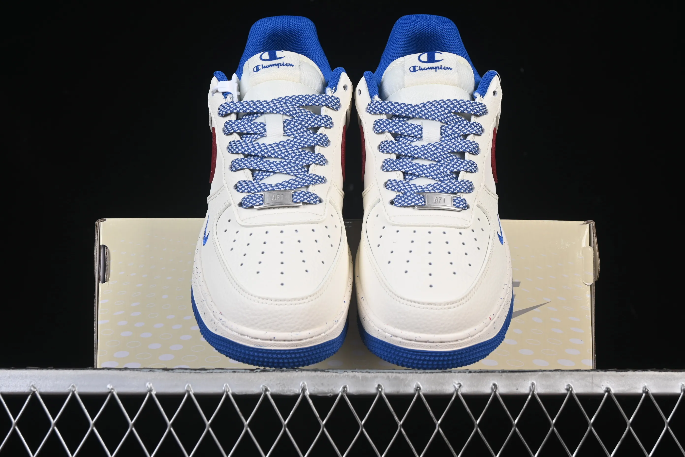 All categories Nk Air Force 1 Air Force series Nk Air Force 1 Low Air Force low top Nike Air Force 1'07 Low Champion joint beige blue red Air Force 1 low top casual sneakers QW5606-266
